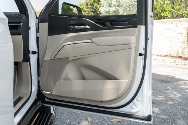 2023 Cadillac Escalade 4WD 4dr Premium Luxury - 23014380 - 36