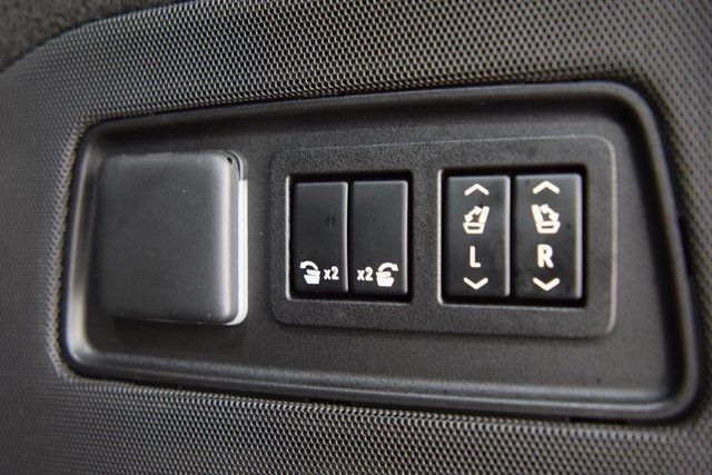 2023 Cadillac Escalade 4WD 4dr Premium Luxury Platinum - 22889687 - 25