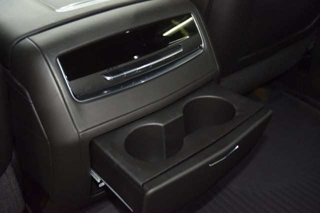 2023 Cadillac Escalade 4WD 4dr Premium Luxury Platinum - 22920184 - 44