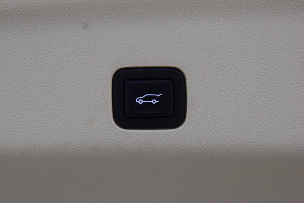 2023 Cadillac Escalade 4WD 4dr Premium Luxury Platinum - 22987968 - 25