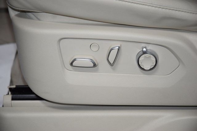 2023 Cadillac Escalade 4WD 4dr Premium Luxury Platinum - 22987968 - 39