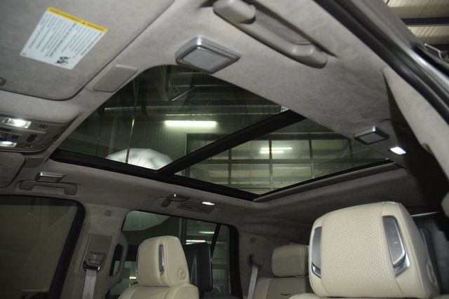 2023 Cadillac Escalade 4WD 4dr Premium Luxury Platinum - 22987968 - 49