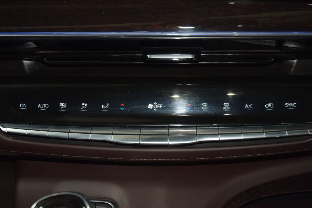 2023 Cadillac Escalade 4WD 4dr Premium Luxury Platinum - 23035248 - 33