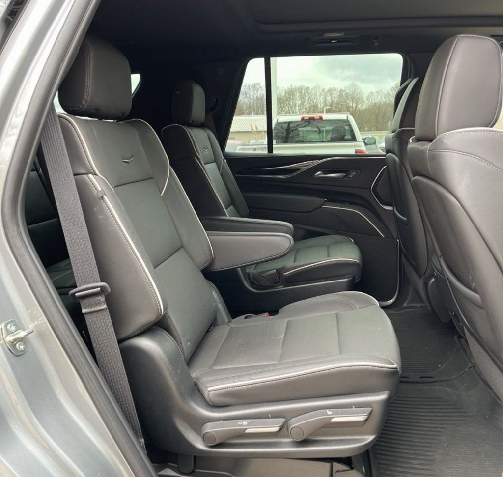 2023 Cadillac Escalade 4WD 4dr Sport - 22953638 - 17