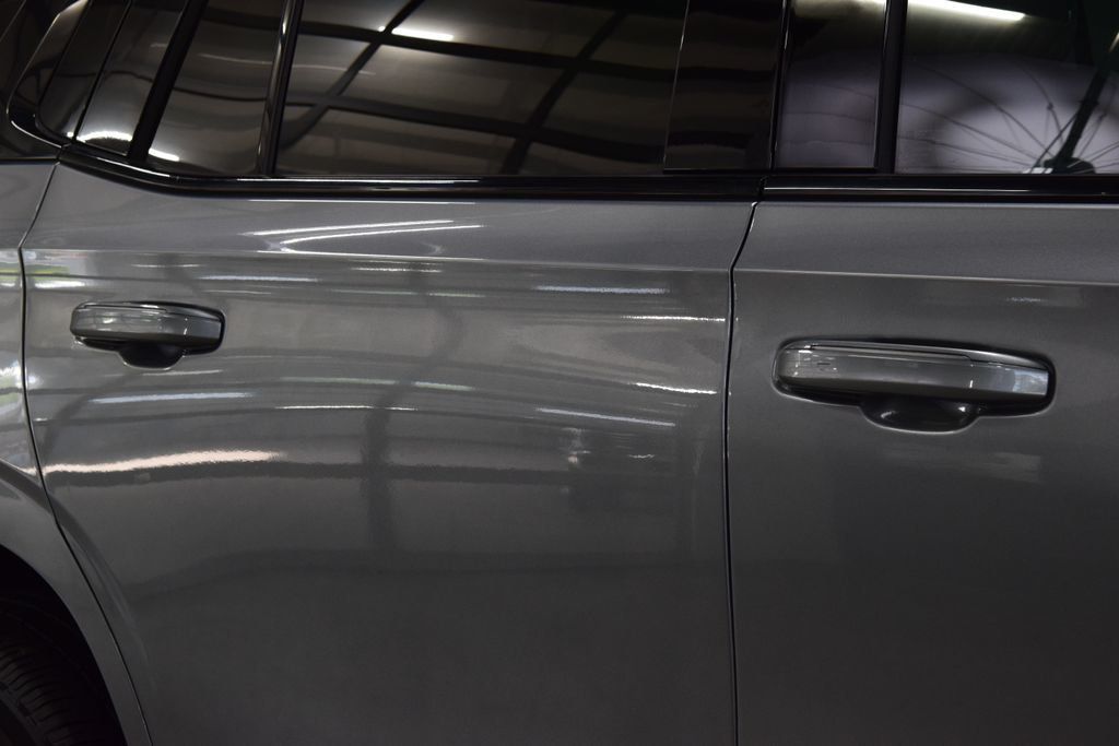 2023 Cadillac Escalade 4WD 4dr Sport - 23058796 - 17