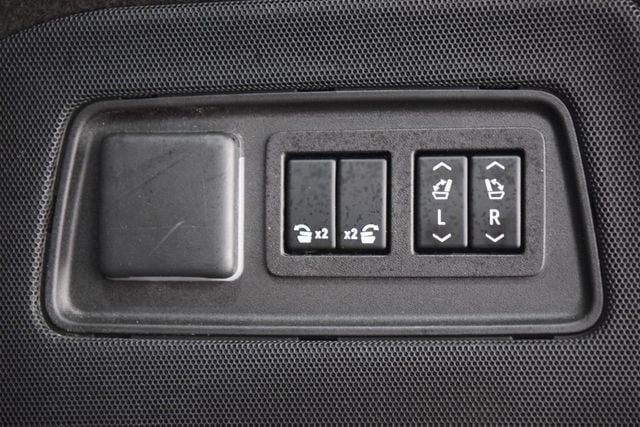 2023 Cadillac Escalade 4WD 4dr Sport - 23058796 - 26