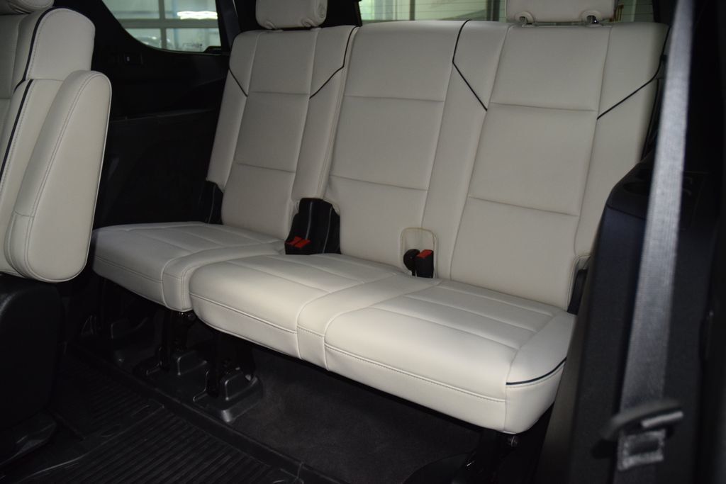 2023 Cadillac Escalade 4WD 4dr Sport - 23058796 - 46