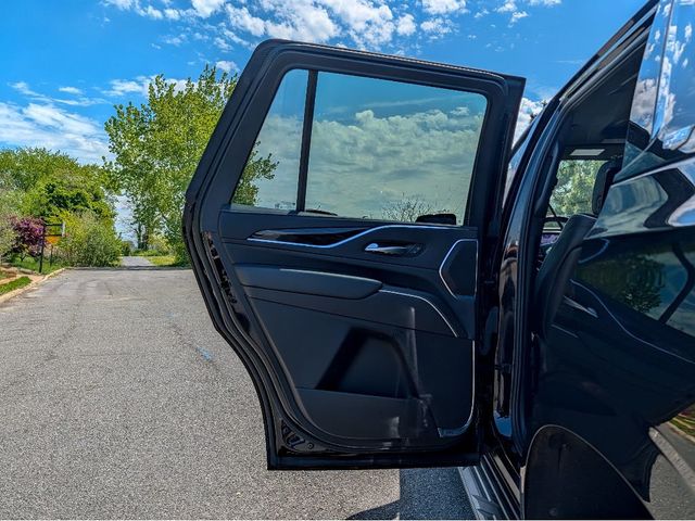 2023 Cadillac Escalade 4WD 4dr Sport - 23024707 - 10
