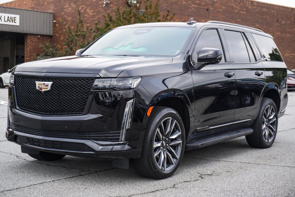 2023 Cadillac Escalade Sport photo 2