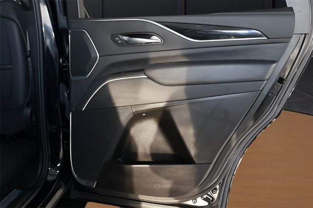 2023 Cadillac Escalade 4WD 4dr Sport - 22980298 - 19