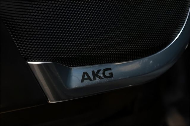 2023 Cadillac Escalade 4WD 4dr Sport - 22980298 - 38