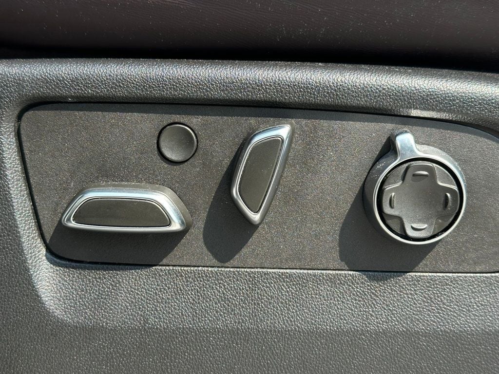 2023 Cadillac Escalade 4WD 4dr Sport Platinum - 23020876 - 14