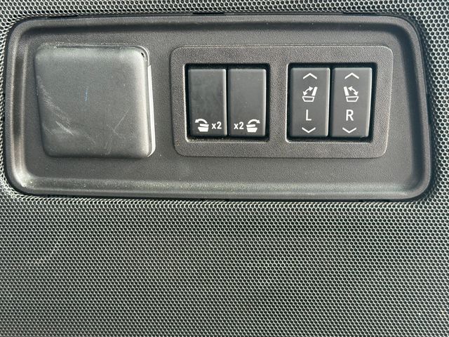 2023 Cadillac Escalade 4WD 4dr Sport Platinum - 23020876 - 27