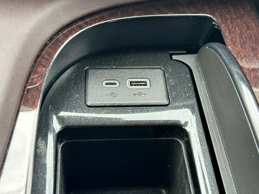 2023 Cadillac Escalade 4WD 4dr Sport Platinum - 23020876 - 44