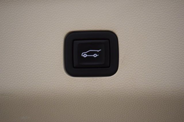 2023 Cadillac Escalade 4WD 4dr Sport Platinum - 22869416 - 23