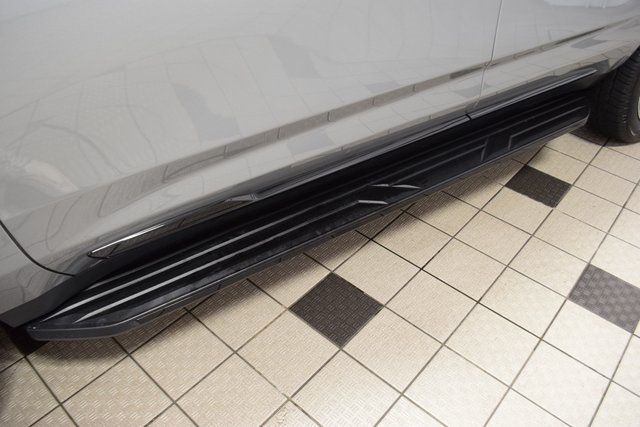 2023 Cadillac Escalade 4WD 4dr Sport Platinum - 22869416 - 25