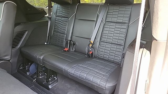 2023 Cadillac Escalade 4WD 4dr Sport Platinum - 22927800 - 11