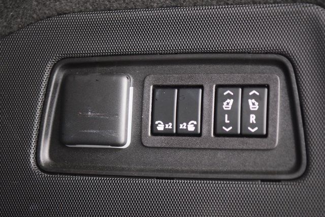 2023 Cadillac Escalade 4WD 4dr Sport Platinum - 22946080 - 25