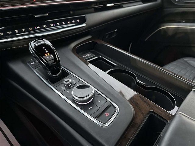 2023 Cadillac Escalade 4WD 4dr Sport Platinum - 22957174 - 13