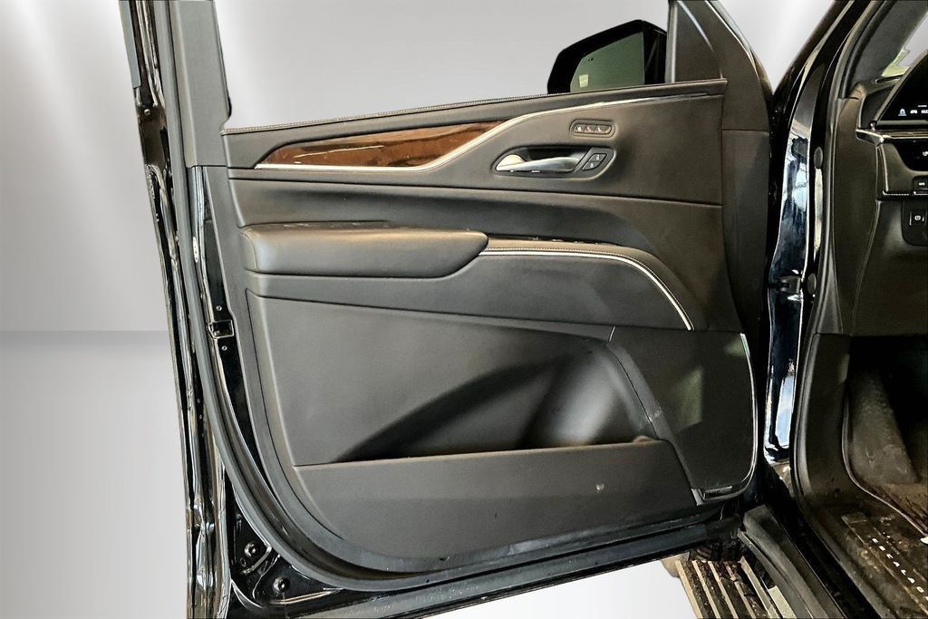 2023 Cadillac Escalade 4WD 4dr Sport Platinum - 23012535 - 14