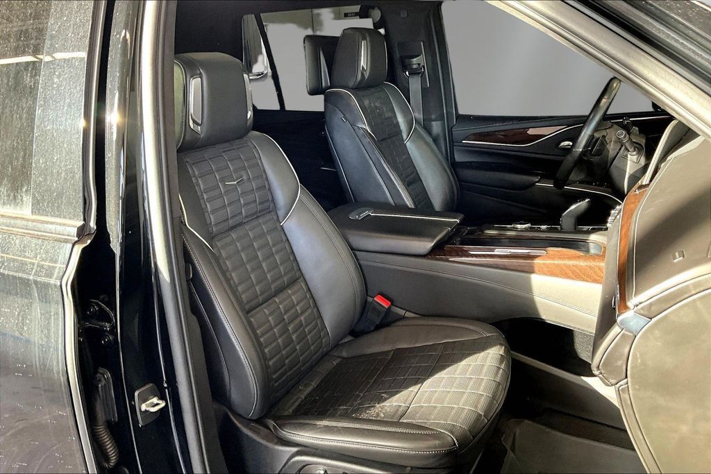 2023 Cadillac Escalade 4WD 4dr Sport Platinum - 23012535 - 5