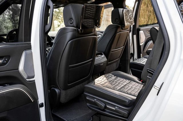 2023 Cadillac Escalade AWD 4dr V-Series - 22938493 - 52