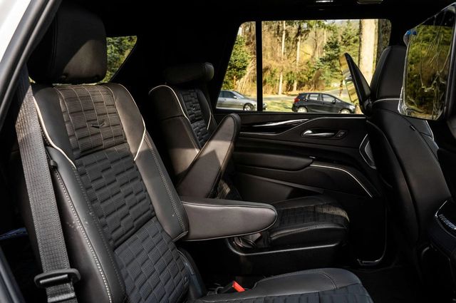 2023 Cadillac Escalade AWD 4dr V-Series - 22938493 - 54