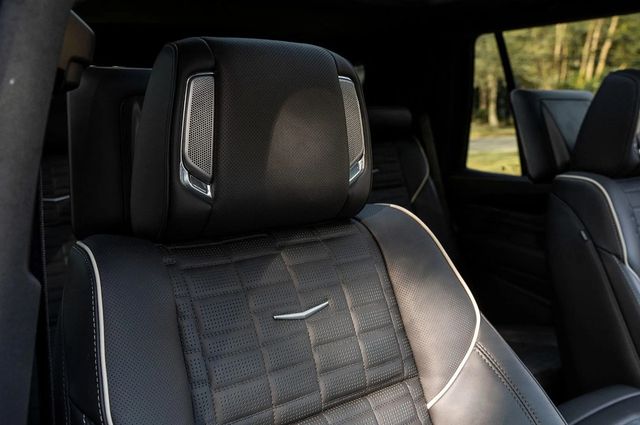 2023 Cadillac Escalade AWD 4dr V-Series - 22938493 - 55