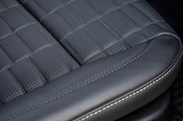 2023 Cadillac Escalade AWD 4dr V-Series - 22938493 - 57