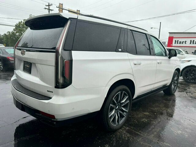 2023 Cadillac Escalade MSRP$120115/SportPlatinum/4WD/SuperCruise/HeadsUpDisplay/NAV - 22606982 - 4