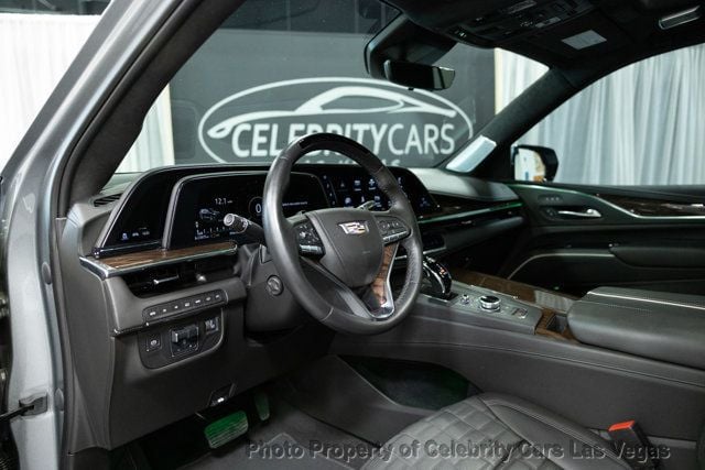 2023 Cadillac Escalade Platinum Sport, SuperCruise, Steps, Onyx Pkg - 22161544 - 11