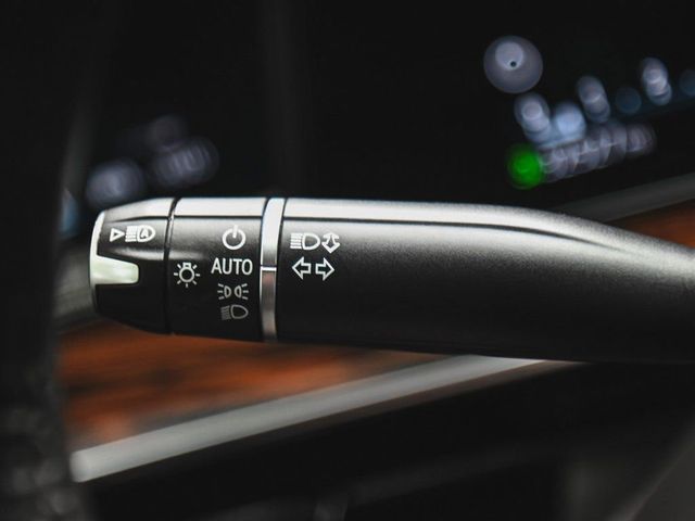 2023 Cadillac Escalade Premium Luxury - 23006671 - 22