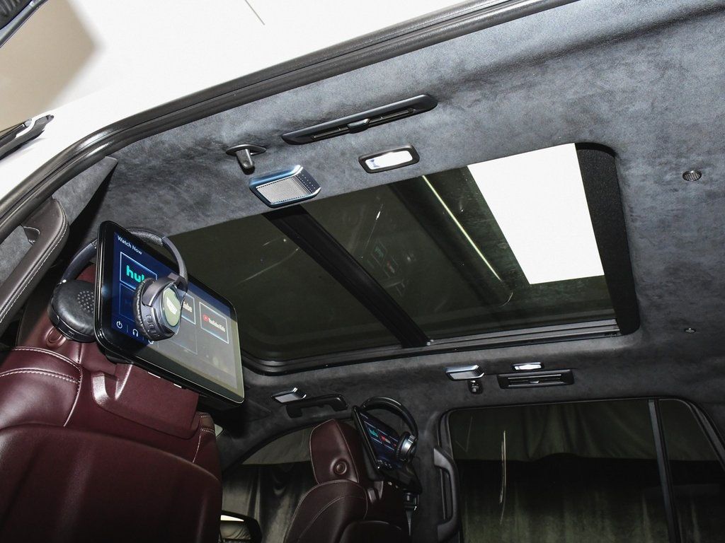 2023 Cadillac Escalade V-Series photo 36