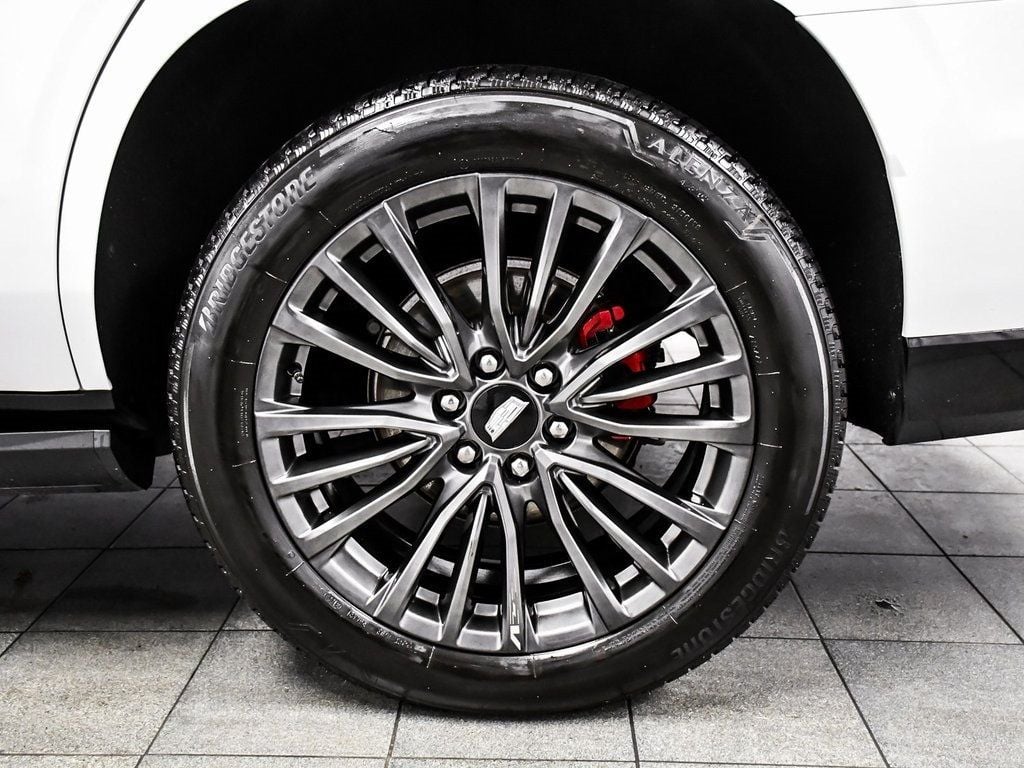 2023 Cadillac Escalade V-Series photo 8