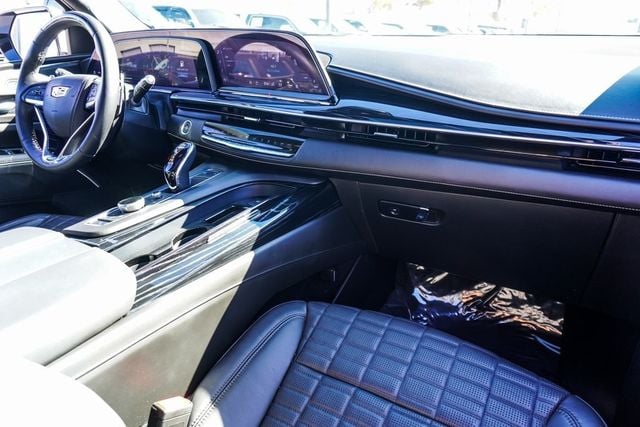 2023 Cadillac Escalade V-Series - 22946706 - 12