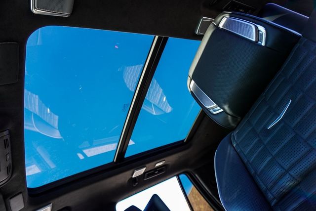 2023 Cadillac Escalade V-Series - 22946706 - 7