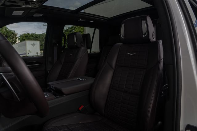 2023 Cadillac Escalade V-Series - 22941746 - 11