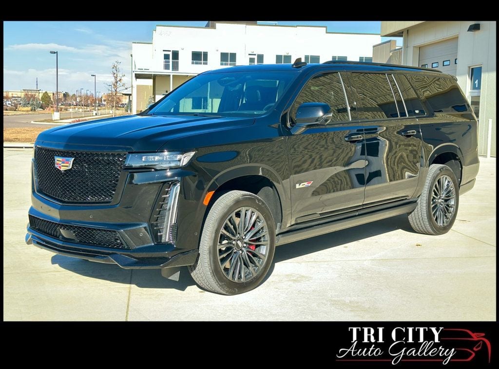 2023 Cadillac Escalade ESV 2023 CADILLAC ESCALADE ESV 4WD SUPERCHARGED V-SERIES - 22717774 - 0