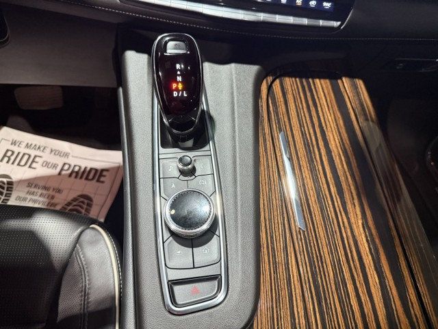 2023 Cadillac Escalade ESV Premium Luxury photo 16
