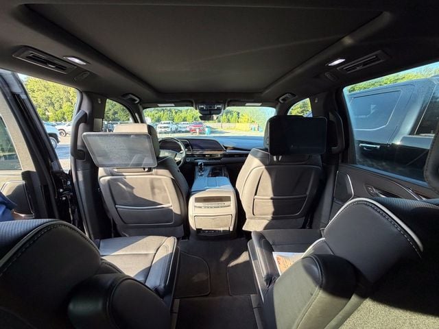 2023 Cadillac Escalade ESV Premium Luxury - Photo 9