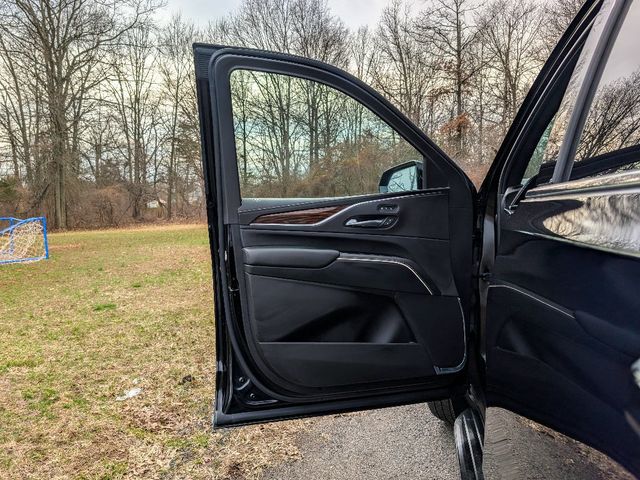 2023 Cadillac Escalade ESV 4WD 4dr Premium Luxury - 22998509 - 10