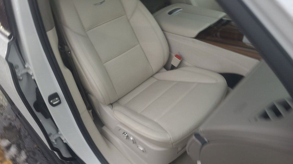 2023 Cadillac Escalade ESV 4WD 4dr Premium Luxury Platinum - 22969156 - 12