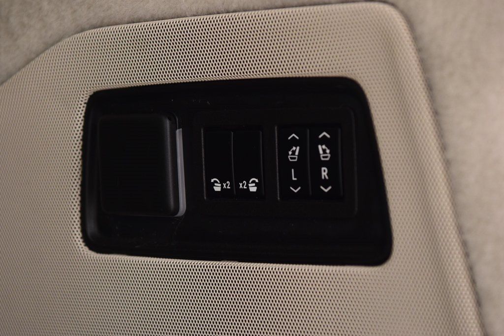 2023 Cadillac Escalade ESV 4WD 4dr Premium Luxury Platinum - 22969156 - 25