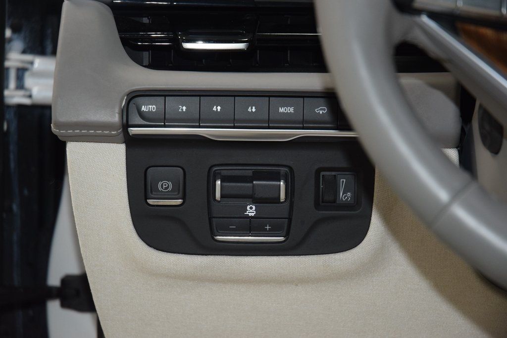 2023 Cadillac Escalade ESV 4WD 4dr Premium Luxury Platinum - 22969156 - 35