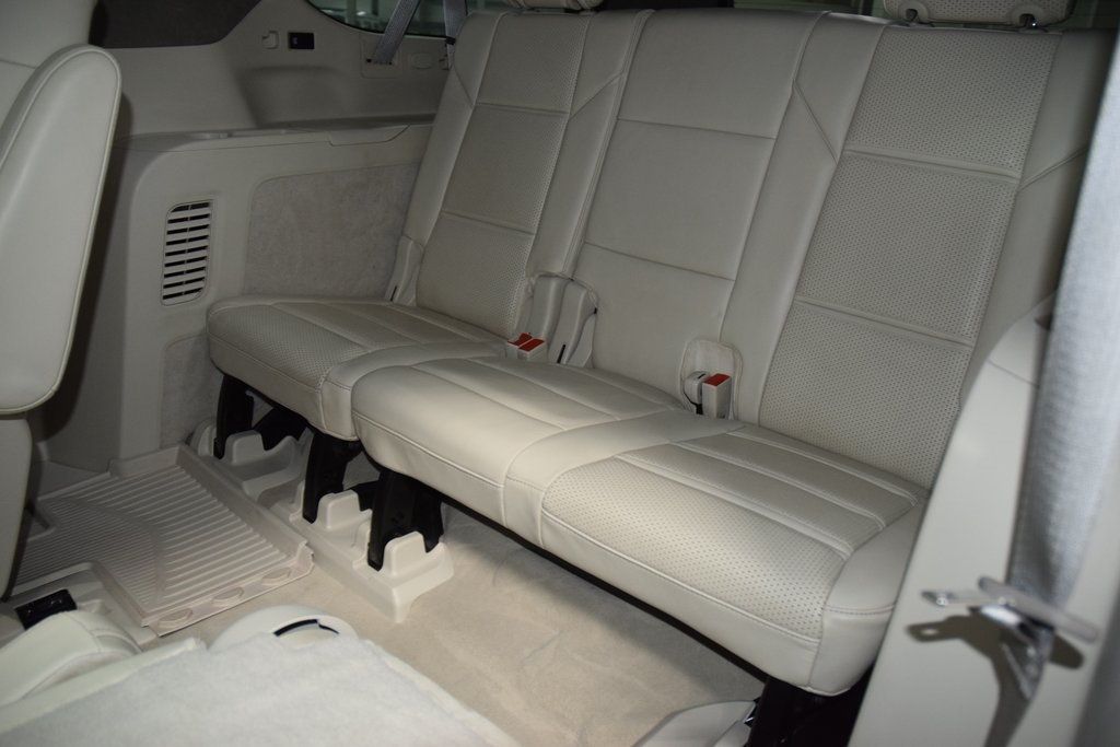 2023 Cadillac Escalade ESV 4WD 4dr Premium Luxury Platinum - 22969156 - 45