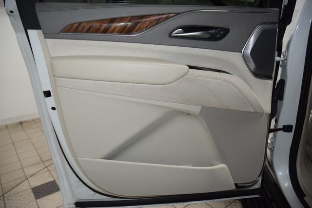 2023 Cadillac Escalade ESV 4WD 4dr Premium Luxury Platinum - 22969156 - 46