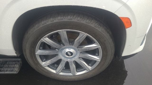 2023 Cadillac Escalade ESV 4WD 4dr Premium Luxury Platinum - 22969156 - 8