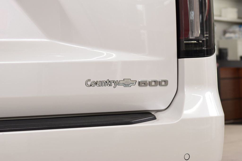 2023 Cadillac Escalade ESV 4WD 4dr Sport Platinum - 23054319 - 22