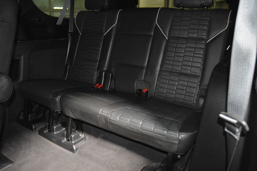 2023 Cadillac Escalade ESV 4WD 4dr Sport Platinum - 23054319 - 45