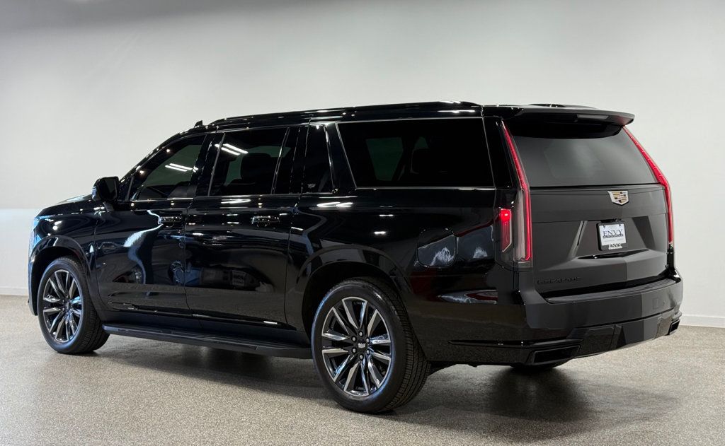2023 Cadillac Escalade ESV 4WD 4dr Sport Platinum - 23098682 - 10